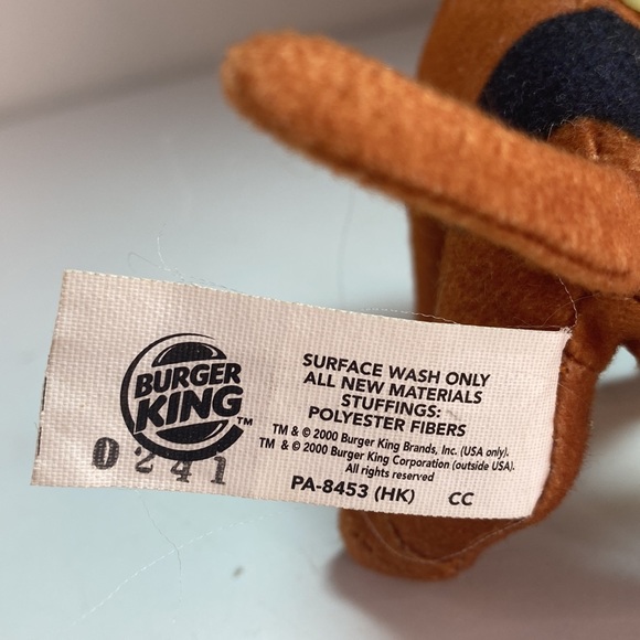 Vintage Burger King 2000 Scooby Doo Holding a Flashlight Key Chain - Picture 5 of 9